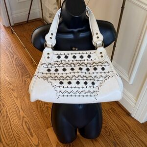 Isabella Fiore White Shoulder Bag